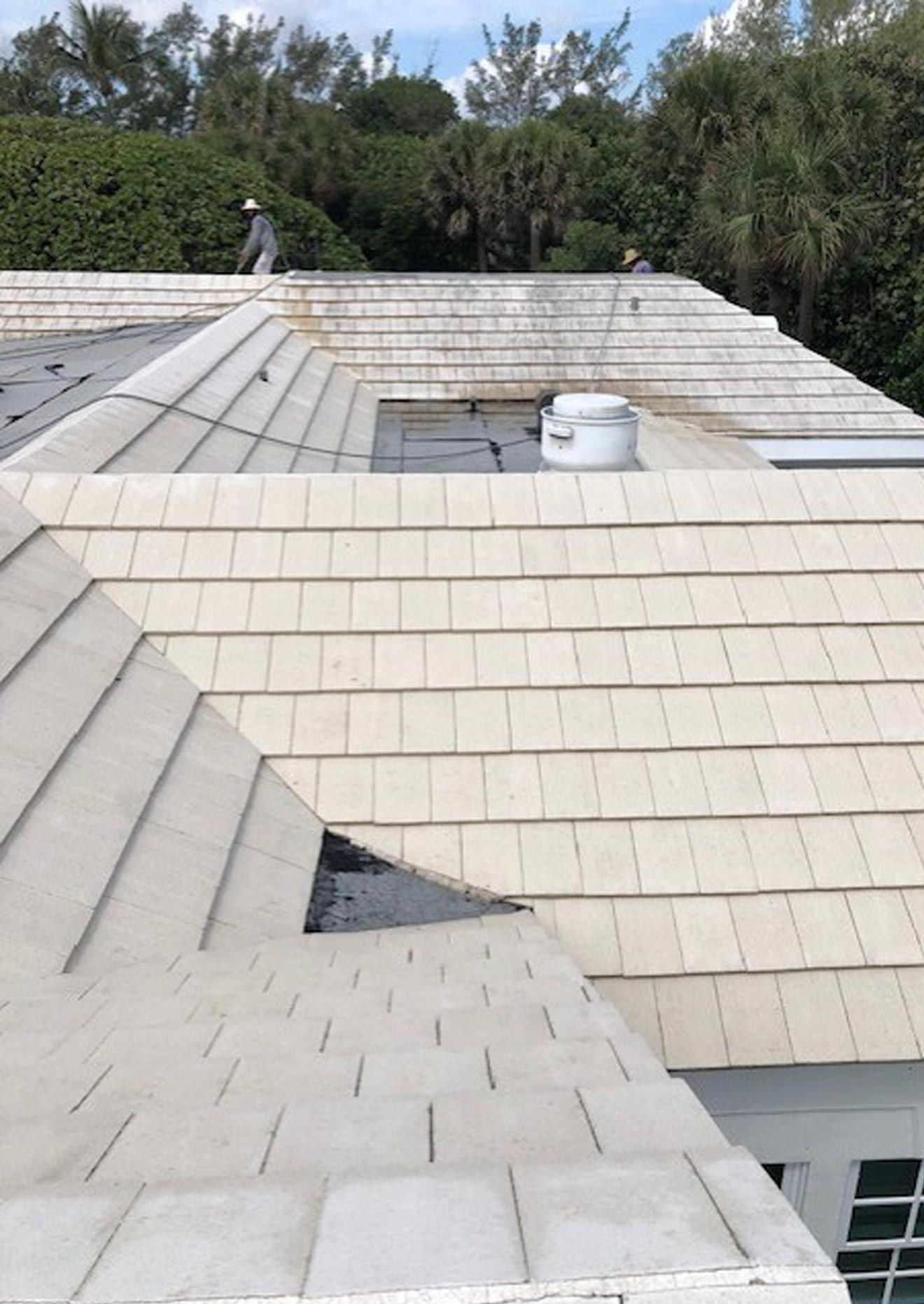 Low Pressure Roof Cleaning