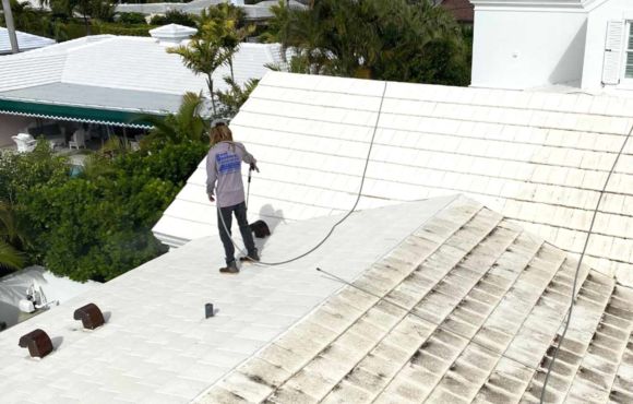 Roof Pressure Cleaning